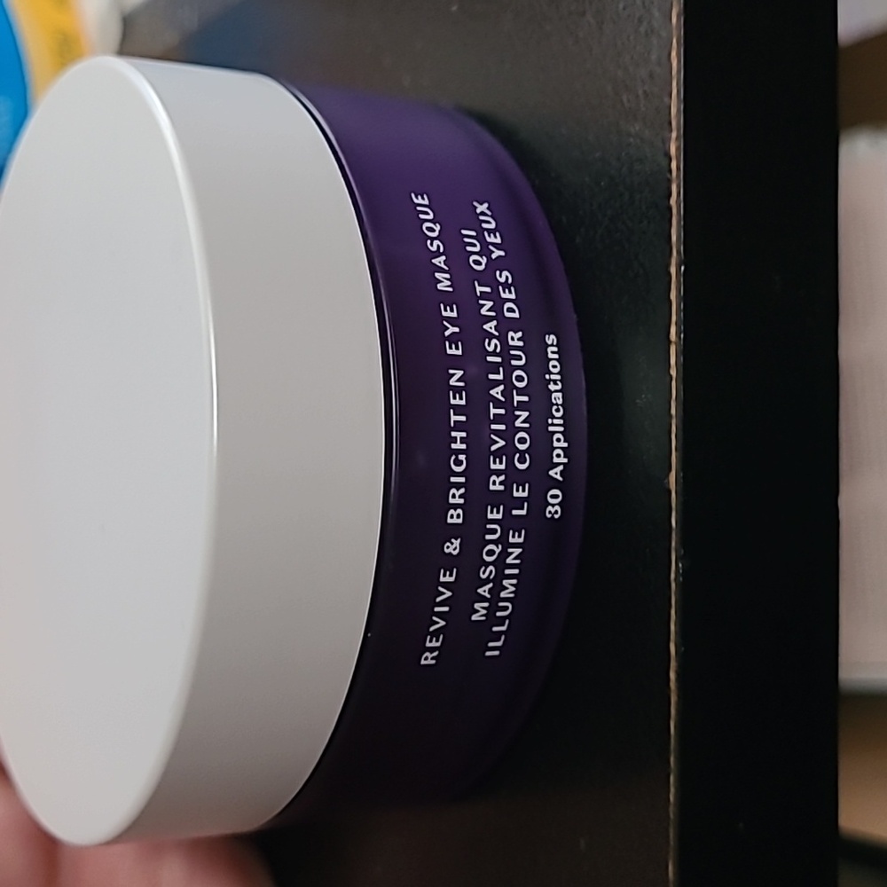 Meaningful Beauty Revive & Brighten Eye Masque - Picture 6 of 6